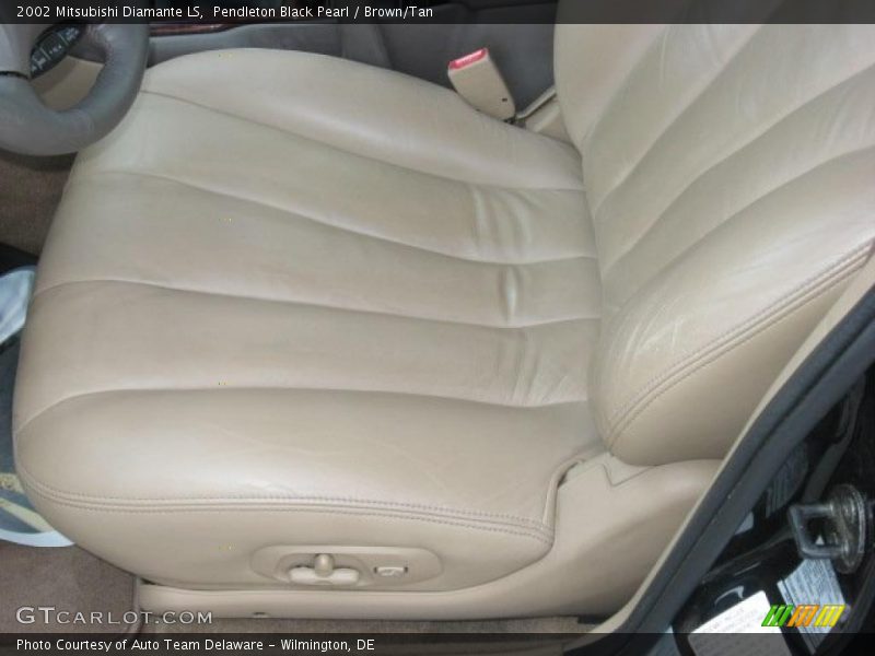 Pendleton Black Pearl / Brown/Tan 2002 Mitsubishi Diamante LS