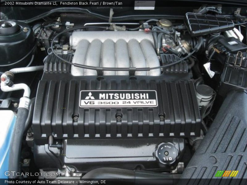 Pendleton Black Pearl / Brown/Tan 2002 Mitsubishi Diamante LS