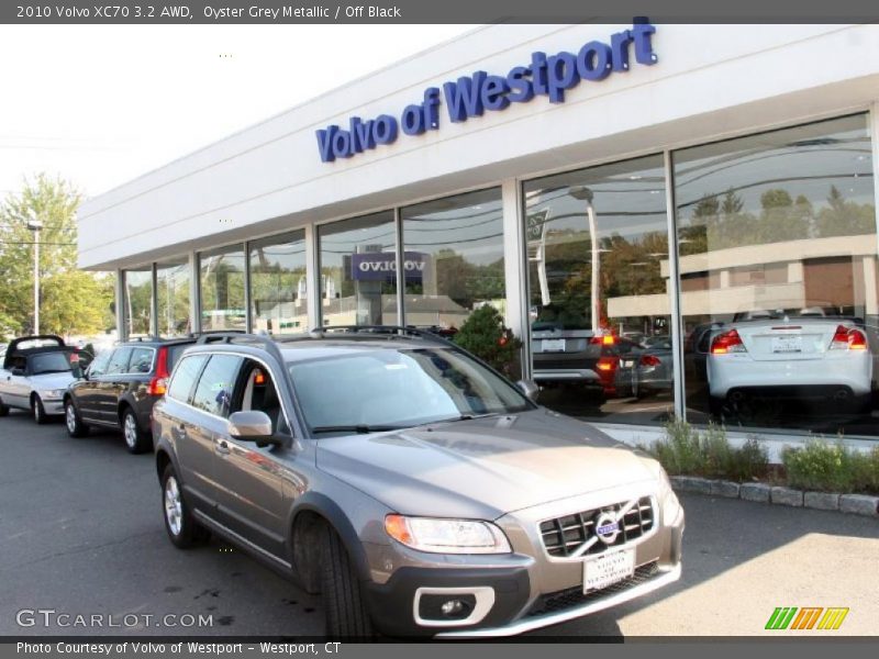 Oyster Grey Metallic / Off Black 2010 Volvo XC70 3.2 AWD