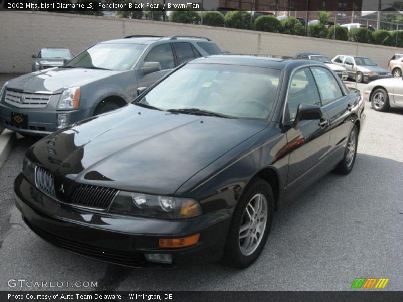 Pendleton Black Pearl / Brown/Tan 2002 Mitsubishi Diamante LS