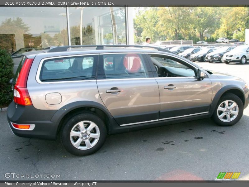 Oyster Grey Metallic / Off Black 2010 Volvo XC70 3.2 AWD