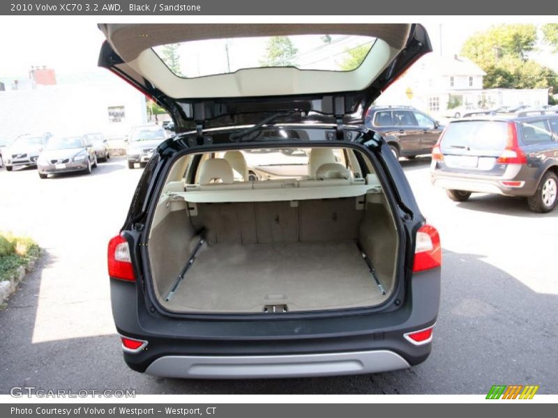 Black / Sandstone 2010 Volvo XC70 3.2 AWD