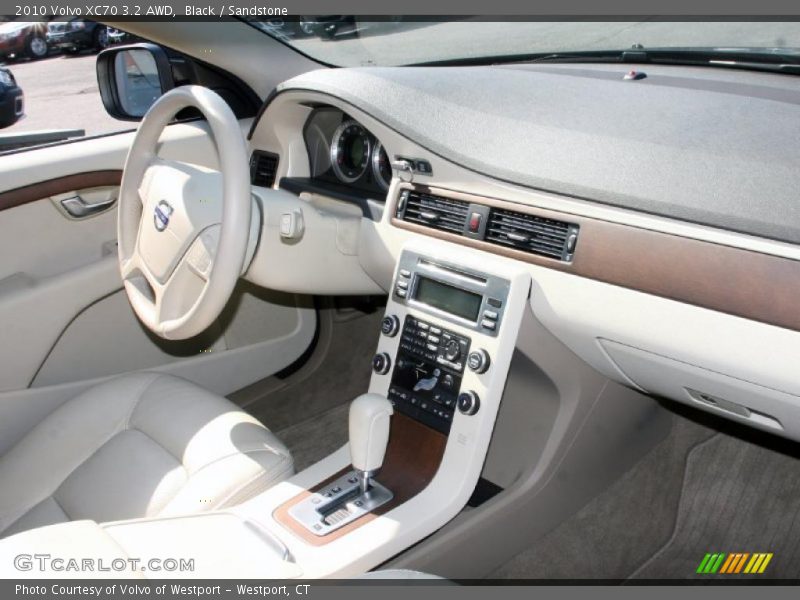 Black / Sandstone 2010 Volvo XC70 3.2 AWD