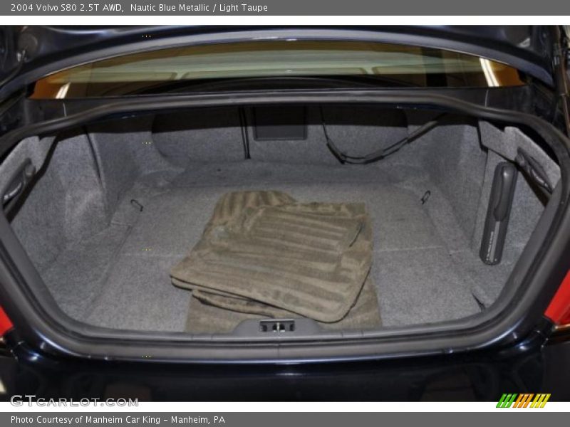 Nautic Blue Metallic / Light Taupe 2004 Volvo S80 2.5T AWD