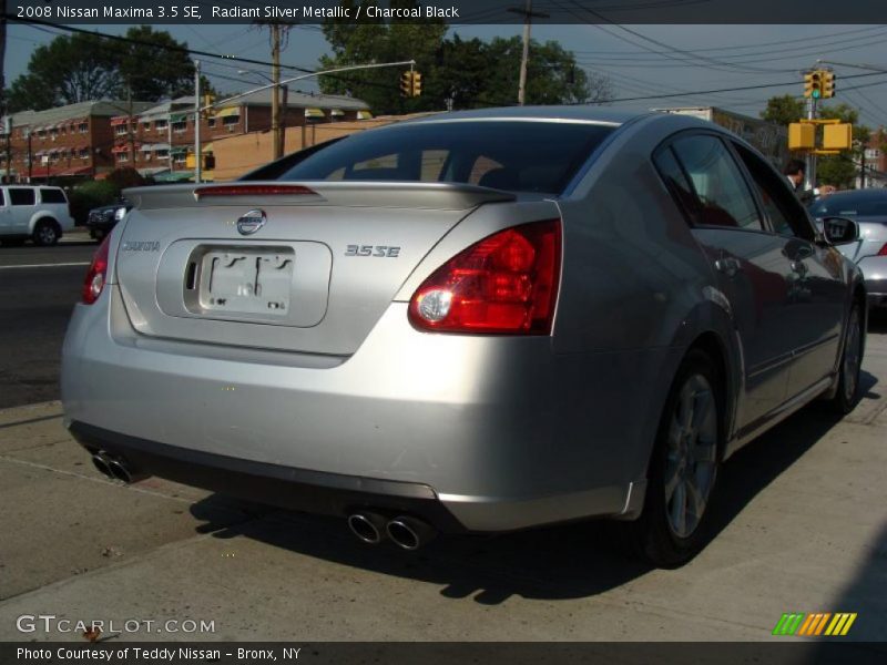Radiant Silver Metallic / Charcoal Black 2008 Nissan Maxima 3.5 SE