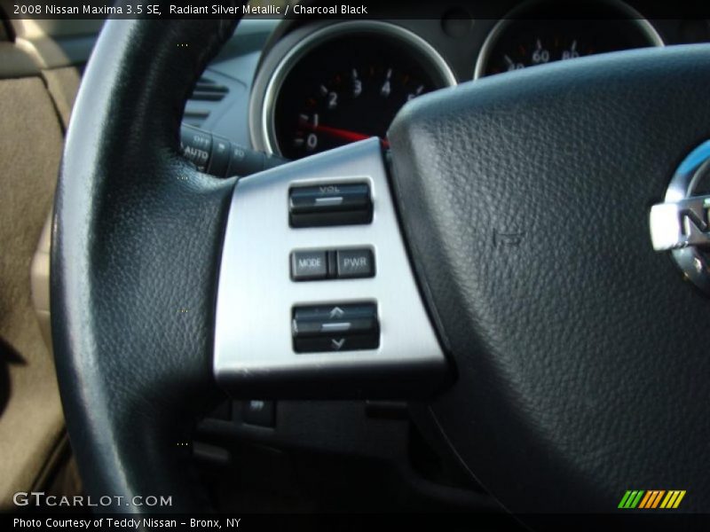 Radiant Silver Metallic / Charcoal Black 2008 Nissan Maxima 3.5 SE