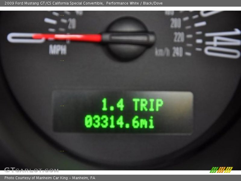 Performance White / Black/Dove 2009 Ford Mustang GT/CS California Special Convertible