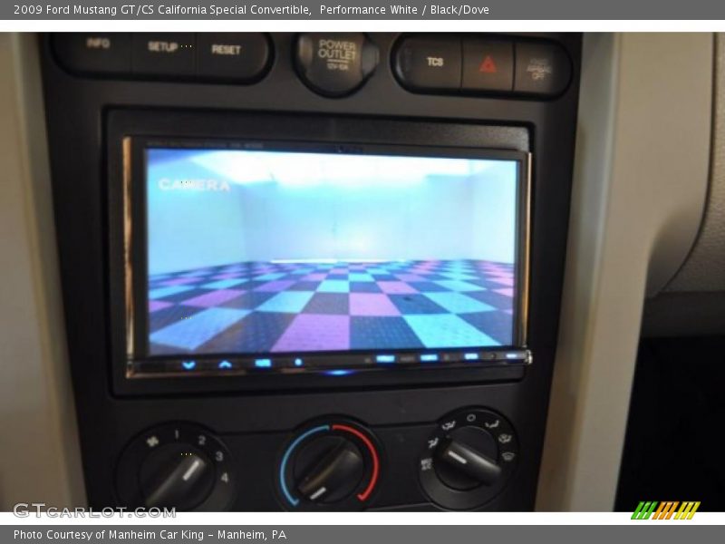 Performance White / Black/Dove 2009 Ford Mustang GT/CS California Special Convertible