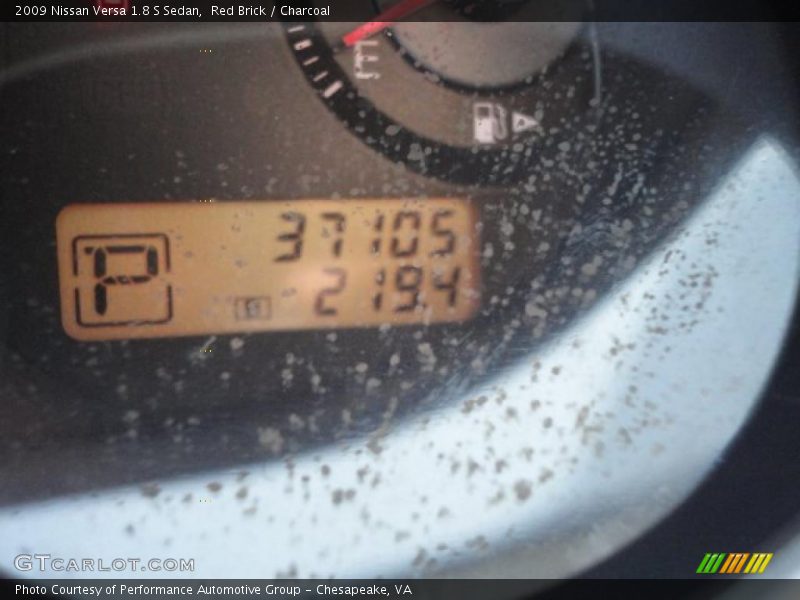 Red Brick / Charcoal 2009 Nissan Versa 1.8 S Sedan