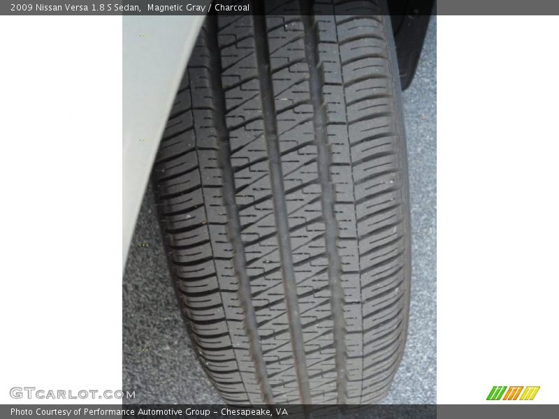 Magnetic Gray / Charcoal 2009 Nissan Versa 1.8 S Sedan