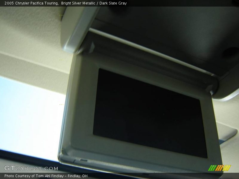 Bright Silver Metallic / Dark Slate Gray 2005 Chrysler Pacifica Touring