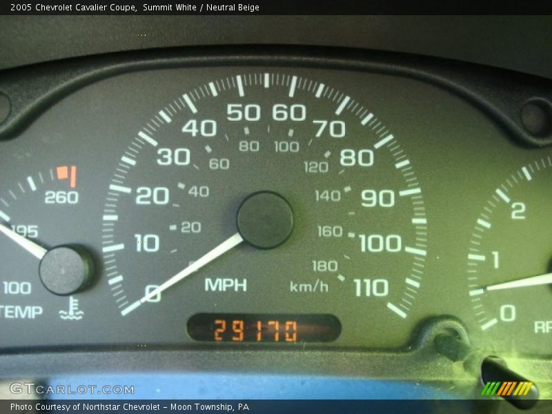 Summit White / Neutral Beige 2005 Chevrolet Cavalier Coupe