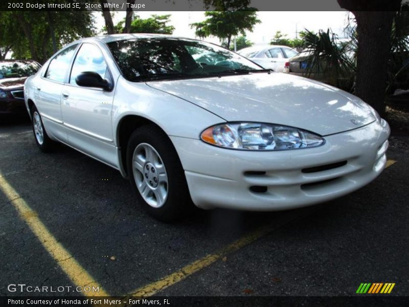 Stone White / Taupe 2002 Dodge Intrepid SE