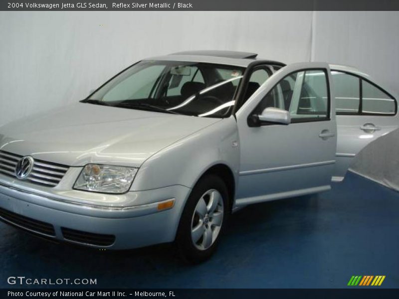 Reflex Silver Metallic / Black 2004 Volkswagen Jetta GLS Sedan