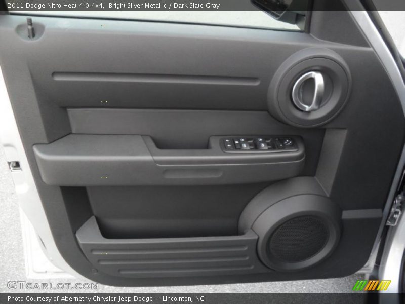 Bright Silver Metallic / Dark Slate Gray 2011 Dodge Nitro Heat 4.0 4x4