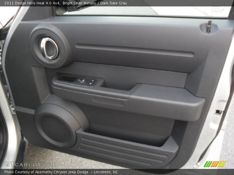 Bright Silver Metallic / Dark Slate Gray 2011 Dodge Nitro Heat 4.0 4x4