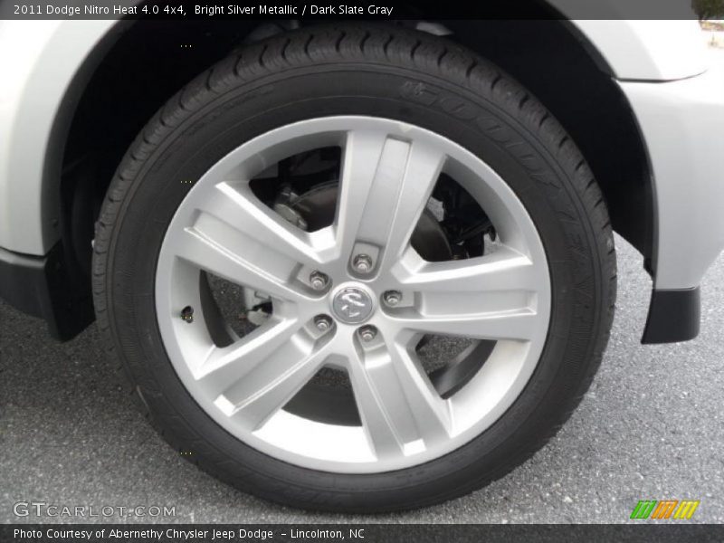 Bright Silver Metallic / Dark Slate Gray 2011 Dodge Nitro Heat 4.0 4x4