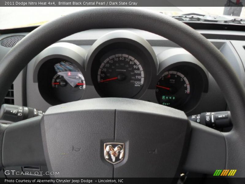 Brilliant Black Crystal Pearl / Dark Slate Gray 2011 Dodge Nitro Heat 4x4