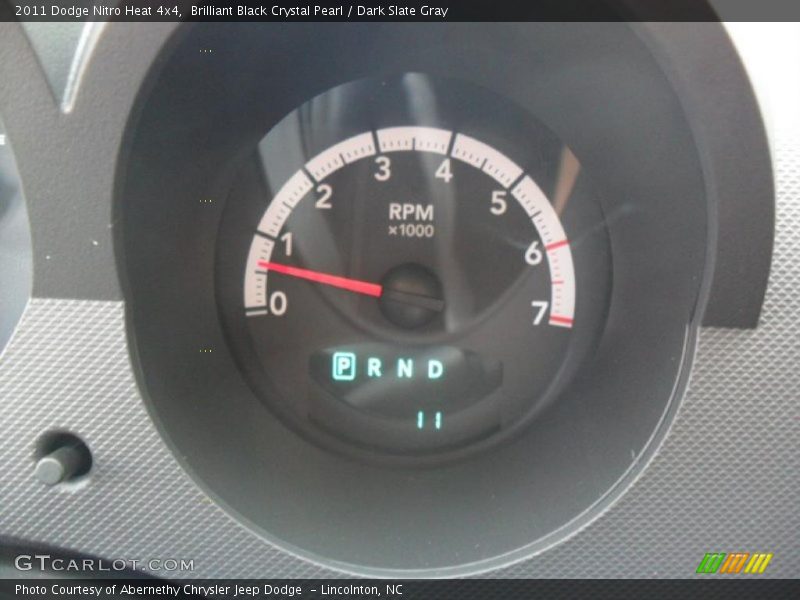 Brilliant Black Crystal Pearl / Dark Slate Gray 2011 Dodge Nitro Heat 4x4