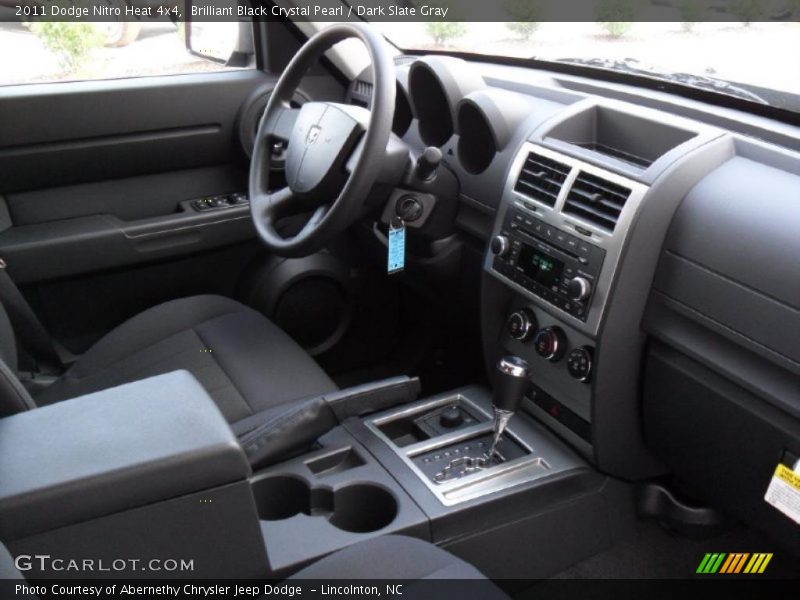 Brilliant Black Crystal Pearl / Dark Slate Gray 2011 Dodge Nitro Heat 4x4