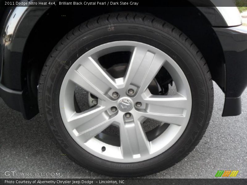 Brilliant Black Crystal Pearl / Dark Slate Gray 2011 Dodge Nitro Heat 4x4