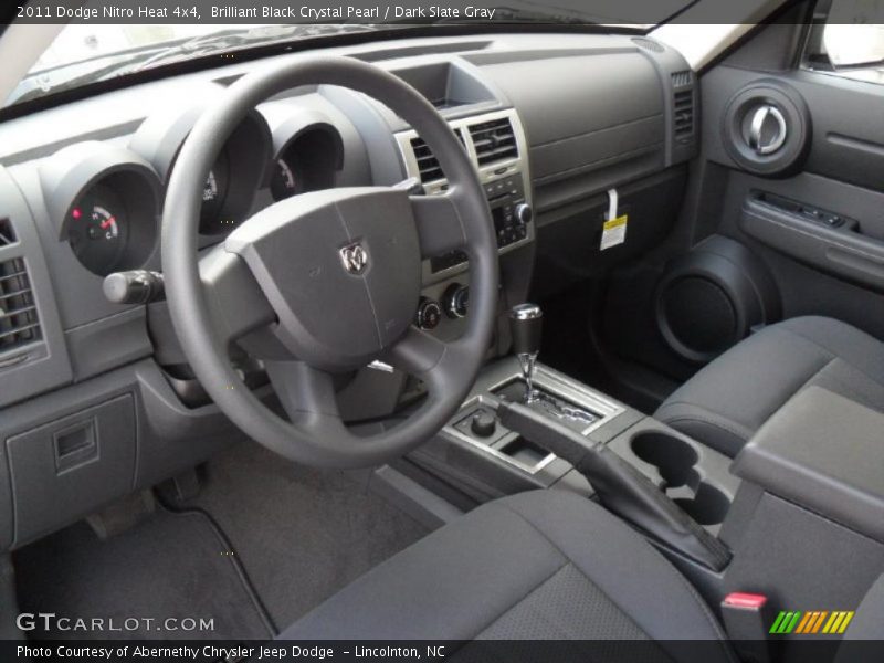 Brilliant Black Crystal Pearl / Dark Slate Gray 2011 Dodge Nitro Heat 4x4