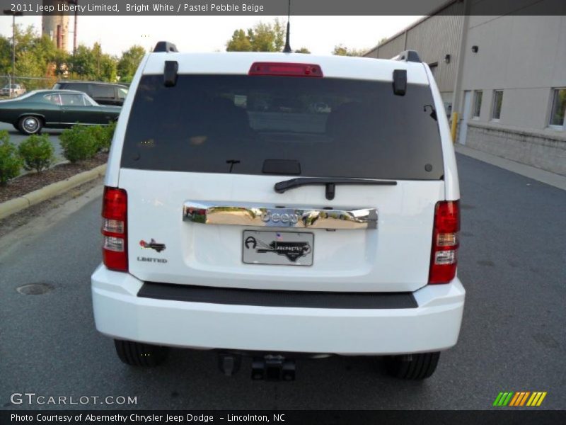 Bright White / Pastel Pebble Beige 2011 Jeep Liberty Limited