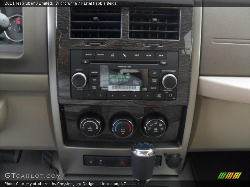 Bright White / Pastel Pebble Beige 2011 Jeep Liberty Limited
