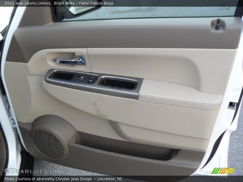 Bright White / Pastel Pebble Beige 2011 Jeep Liberty Limited