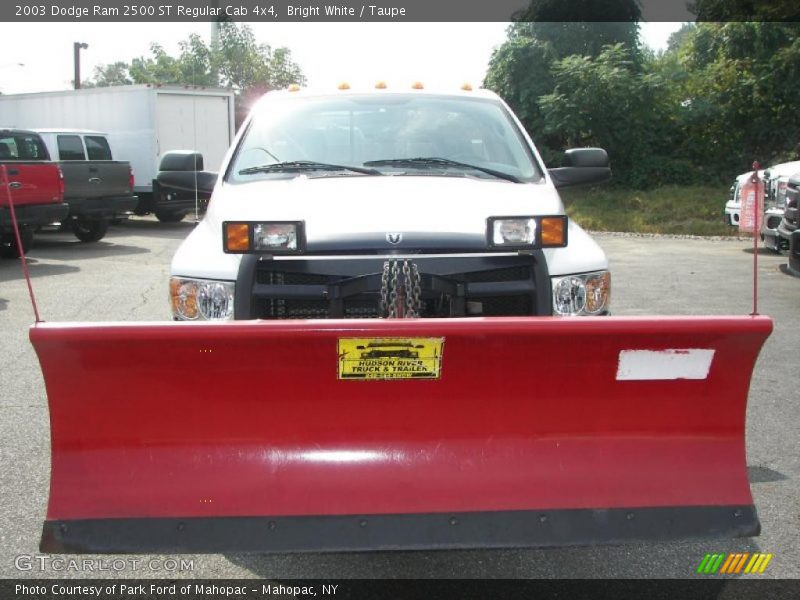 Bright White / Taupe 2003 Dodge Ram 2500 ST Regular Cab 4x4