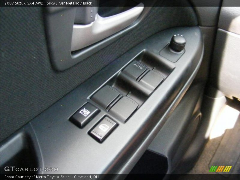 Silky Silver Metallic / Black 2007 Suzuki SX4 AWD