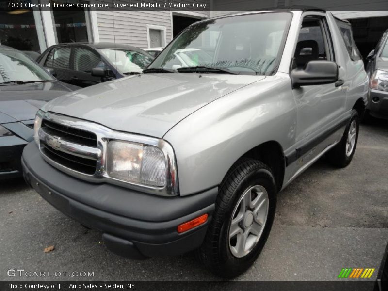 Silverleaf Metallic / Medium Gray 2003 Chevrolet Tracker Convertible