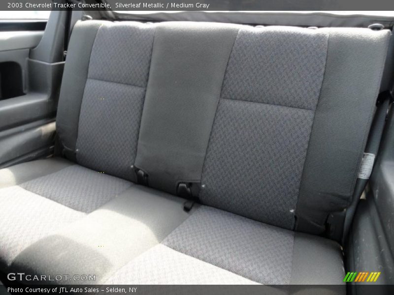 Silverleaf Metallic / Medium Gray 2003 Chevrolet Tracker Convertible
