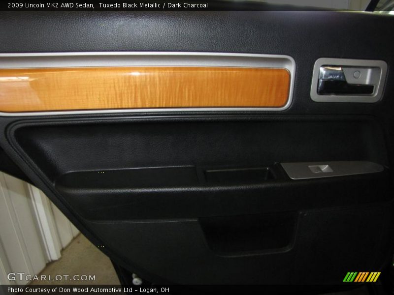 Tuxedo Black Metallic / Dark Charcoal 2009 Lincoln MKZ AWD Sedan