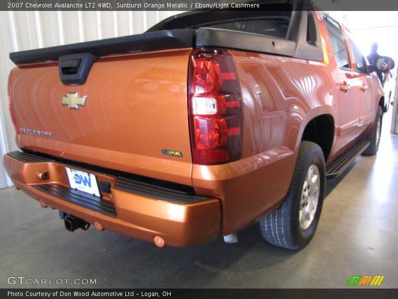 Sunburst Orange Metallic / Ebony/Light Cashmere 2007 Chevrolet Avalanche LTZ 4WD