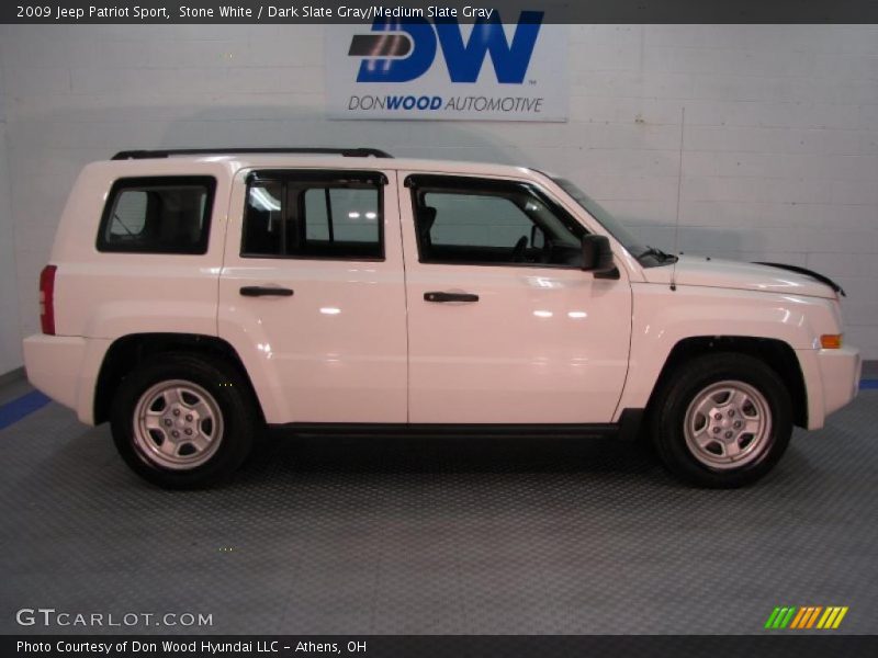 Stone White / Dark Slate Gray/Medium Slate Gray 2009 Jeep Patriot Sport