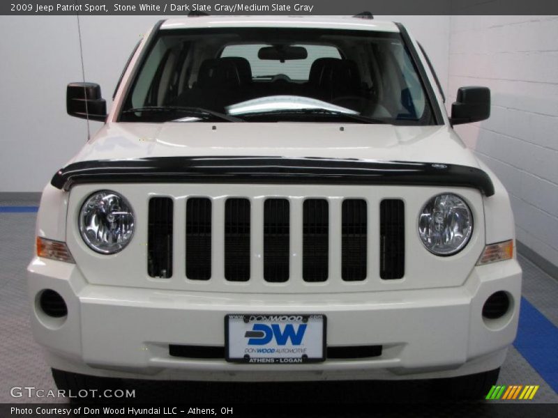 Stone White / Dark Slate Gray/Medium Slate Gray 2009 Jeep Patriot Sport