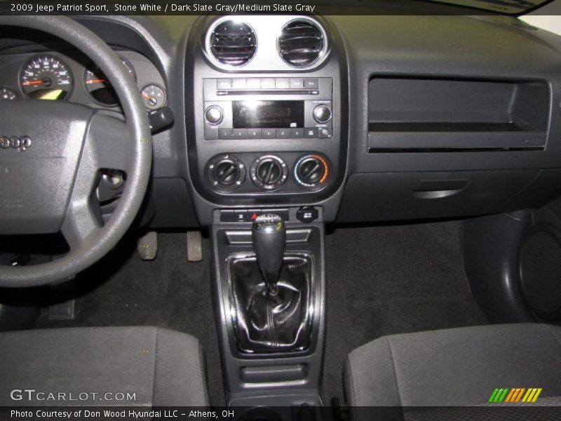 Stone White / Dark Slate Gray/Medium Slate Gray 2009 Jeep Patriot Sport