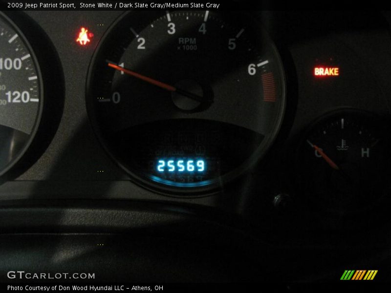 Stone White / Dark Slate Gray/Medium Slate Gray 2009 Jeep Patriot Sport