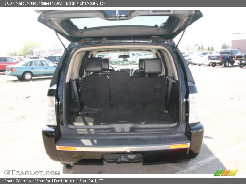 Black / Charcoal Black 2007 Mercury Mountaineer AWD