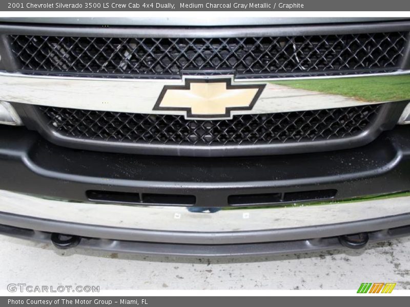 Medium Charcoal Gray Metallic / Graphite 2001 Chevrolet Silverado 3500 LS Crew Cab 4x4 Dually