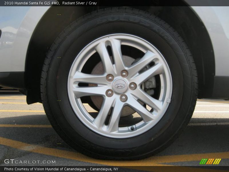 Radiant Silver / Gray 2010 Hyundai Santa Fe GLS 4WD