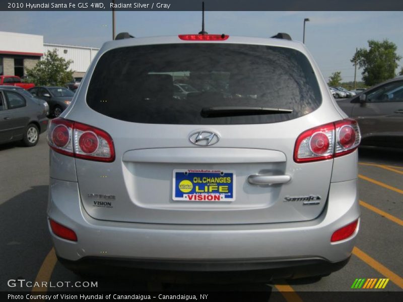 Radiant Silver / Gray 2010 Hyundai Santa Fe GLS 4WD