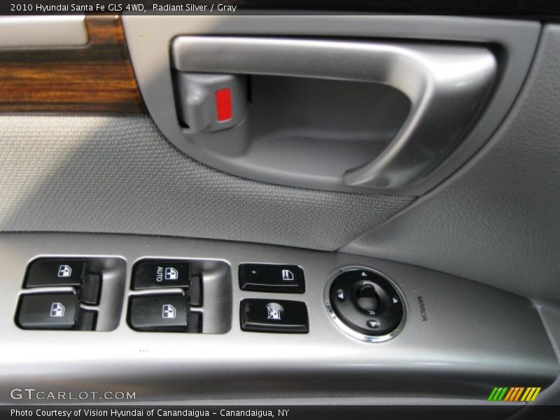 Radiant Silver / Gray 2010 Hyundai Santa Fe GLS 4WD