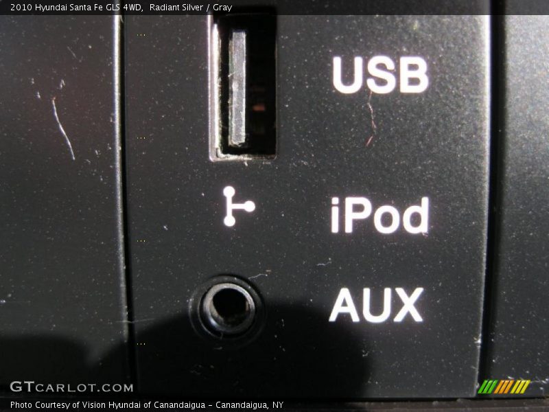Radiant Silver / Gray 2010 Hyundai Santa Fe GLS 4WD