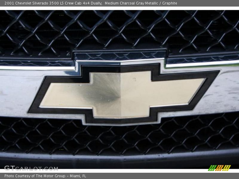 Medium Charcoal Gray Metallic / Graphite 2001 Chevrolet Silverado 3500 LS Crew Cab 4x4 Dually
