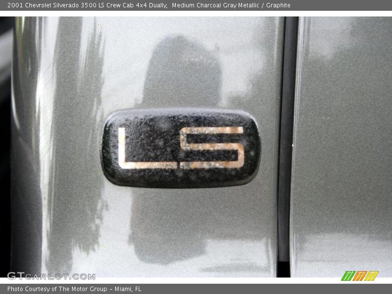 Medium Charcoal Gray Metallic / Graphite 2001 Chevrolet Silverado 3500 LS Crew Cab 4x4 Dually