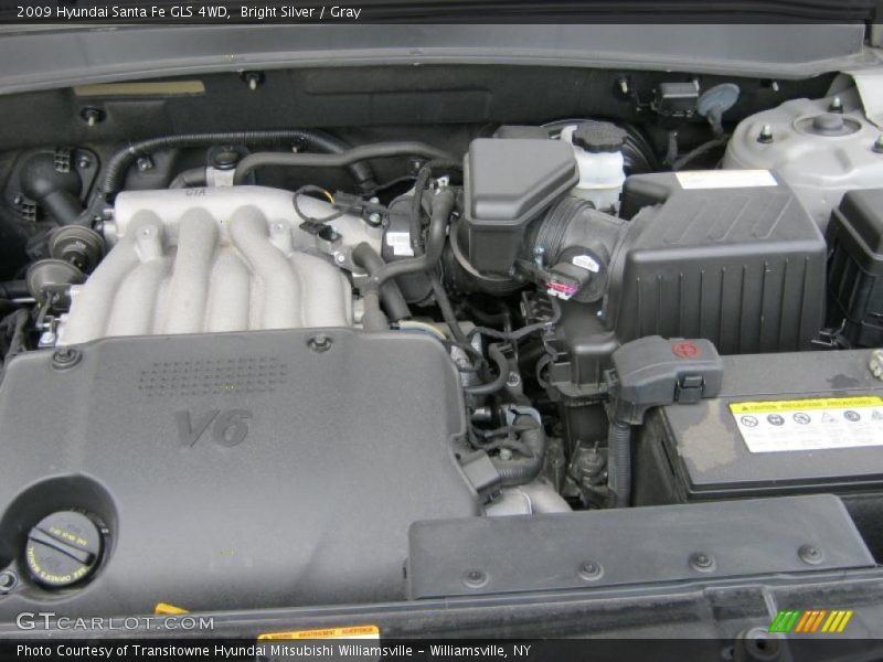 Bright Silver / Gray 2009 Hyundai Santa Fe GLS 4WD