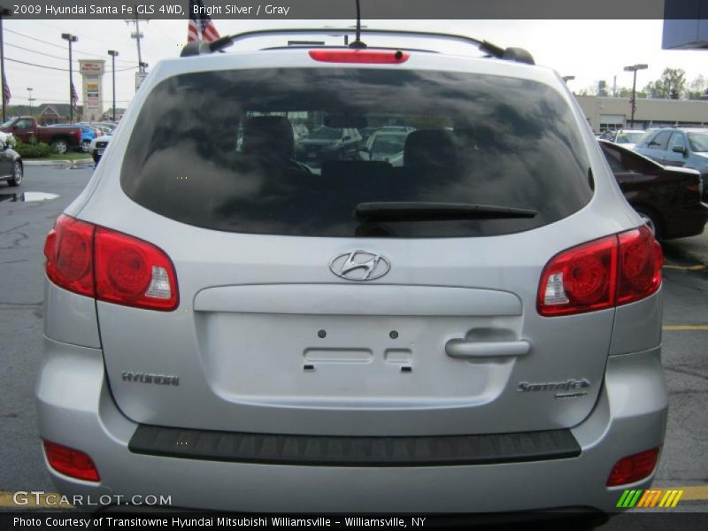 Bright Silver / Gray 2009 Hyundai Santa Fe GLS 4WD