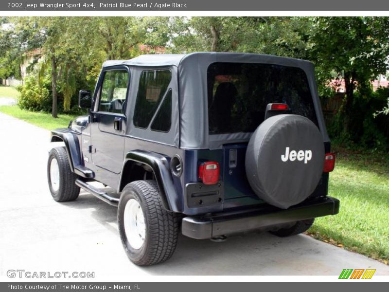 Patriot Blue Pearl / Agate Black 2002 Jeep Wrangler Sport 4x4